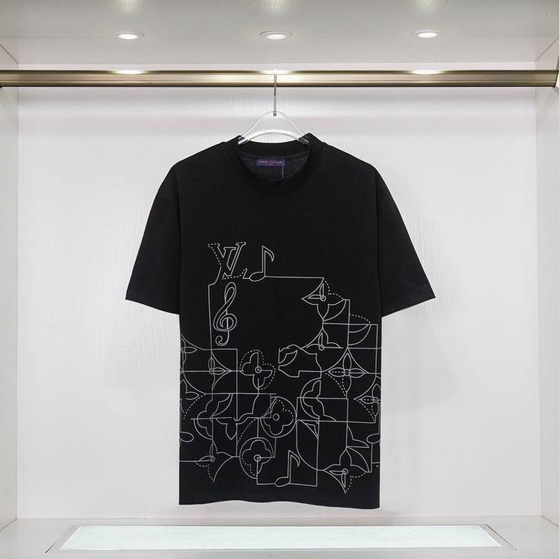 Louis Vuitton Men's T-shirts 679